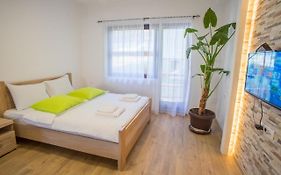 Apartmani Albion